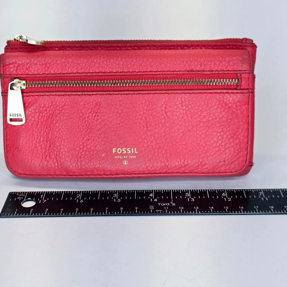 Fossil Red Pebbled Leather Wallet Clutch Card‎ Holder Zip Around Organizer Snap